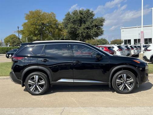 2022 Nissan Rogue Platinum