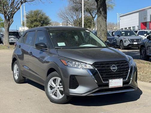 2025 Nissan Kicks S