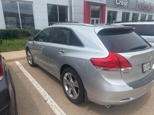 Classic Silver 2009 Toyota Venza Base