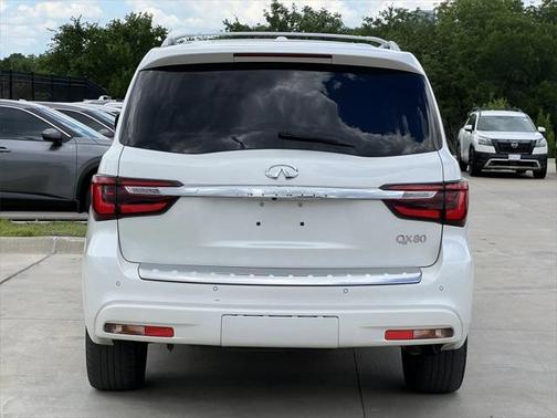 2022 INFINITI QX80 SENSORY