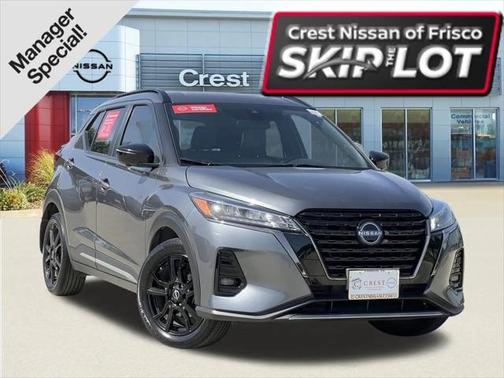 2022 Nissan Kicks SR