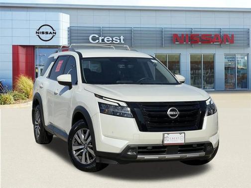 2023 Nissan Pathfinder SL FWD