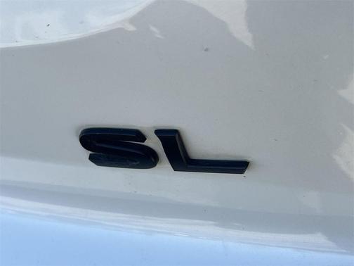 2023 Nissan Pathfinder SL FWD