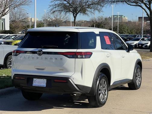 2025 Nissan Pathfinder S 4WD
