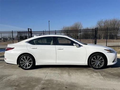 2019 Lexus ES 350 Base
