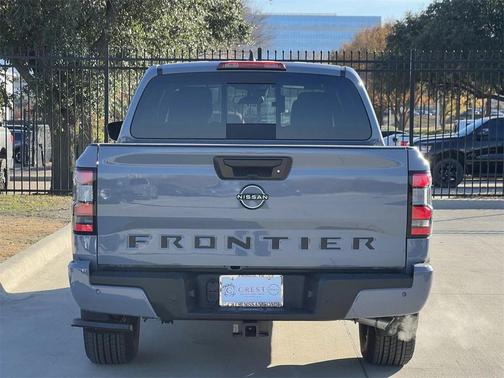 2026 Nissan Frontier SV