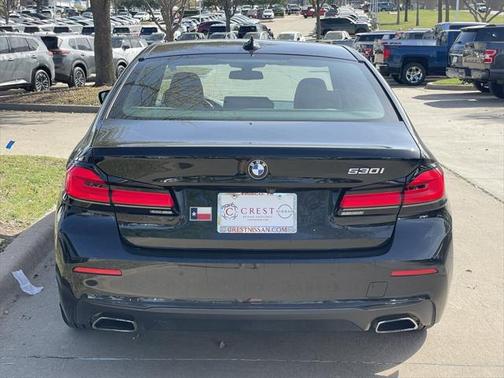 2022 BMW 530 i