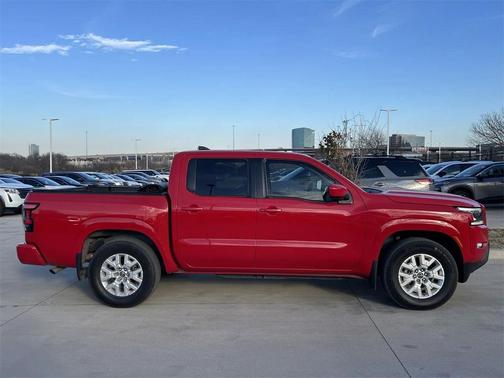 2023 Nissan Frontier SV