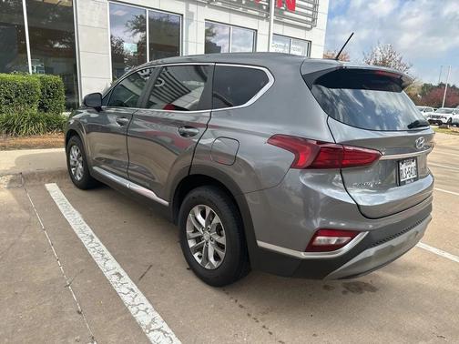 2019 Hyundai SANTA FE SE 2.4