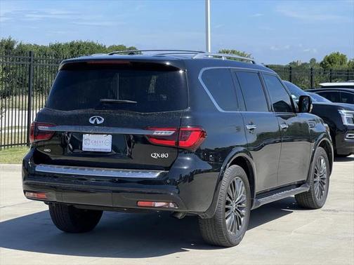 2024 INFINITI QX80 SENSORY AWD