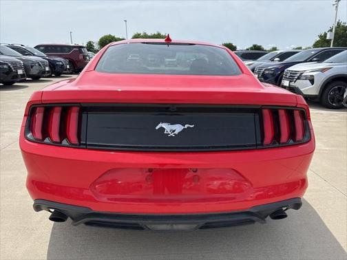2021 Ford Mustang EcoBoost