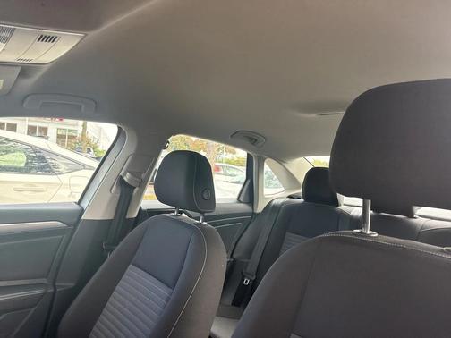 2022 Volkswagen Jetta 1.5T S