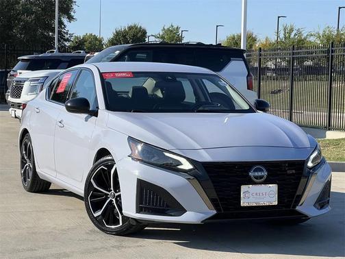 2024 Nissan Altima SR FWD