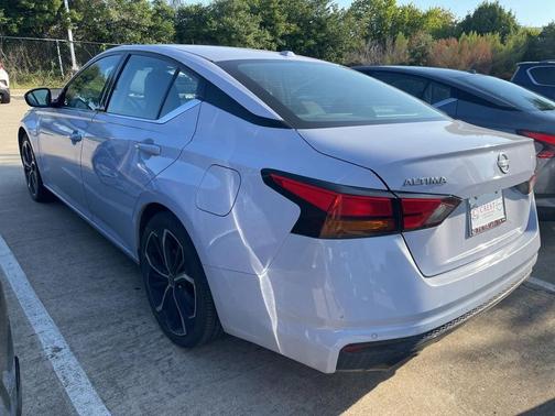 2024 Nissan Altima SR FWD
