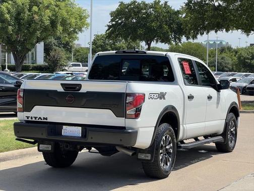 2024 Nissan Titan PRO-4X