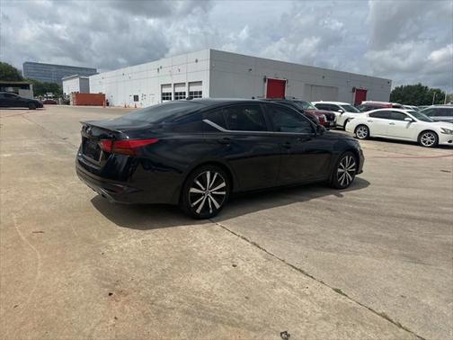 2020 Nissan Altima SR FWD
