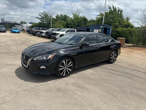 2020 Nissan Altima SR FWD
