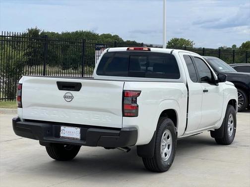 2025 Nissan Frontier S