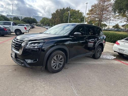 2025 Nissan Pathfinder S FWD