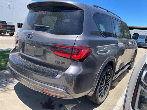 2022 INFINITI QX80 SENSORY