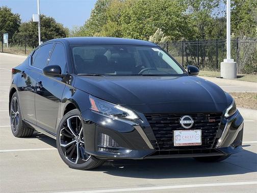 2025 Nissan Altima SR FWD