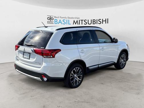 2016 Mitsubishi Outlander SEL
