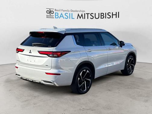 2022 Mitsubishi Outlander SEL