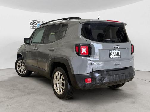 Sting-Gray Clearcoat 2020 Jeep Renegade Latitude