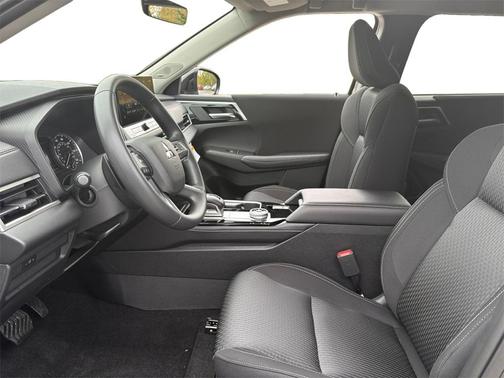 2025 Mitsubishi Outlander ES 2.5 S-AWC