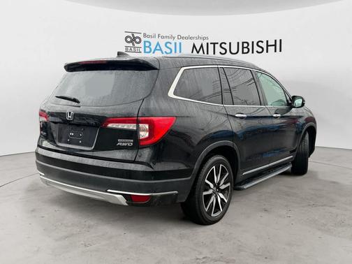 2019 Honda Pilot Touring 8-Passenger