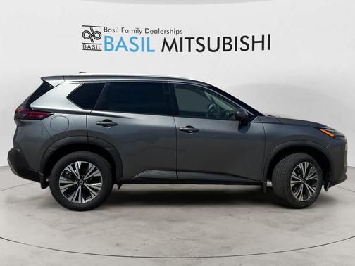 Gun Metallic 2021 Nissan Rogue SV