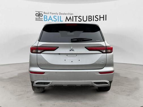 2025 Mitsubishi Outlander PHEV SE S-AWC