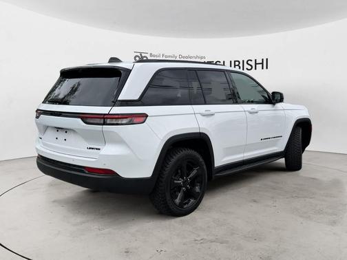 Bright White 2024 Jeep Grand Cherokee Limited