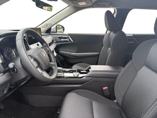 2025 Mitsubishi Outlander ES 2.5 S-AWC
