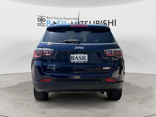 Jazz Blue Pearlcoat 2018 Jeep Compass Latitude
