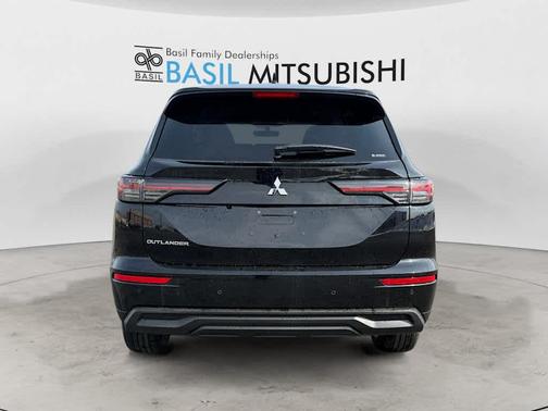 2026 Mitsubishi Outlander ES 1.5T S-AWC