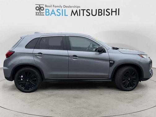 Mercury Gray Metallic 2023 Mitsubishi Outlander Sport 2.0 LE