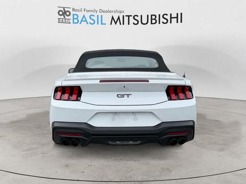 Oxford White 2024 Ford Mustang GT Premium