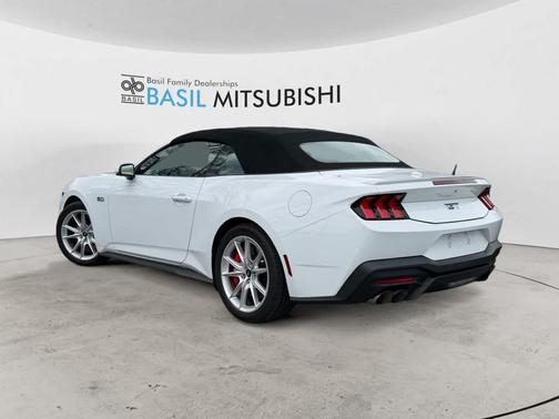 Oxford White 2024 Ford Mustang GT Premium