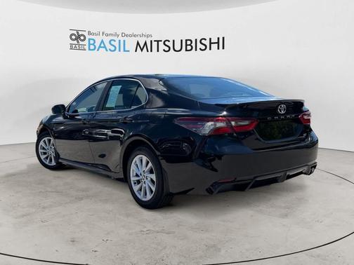 BK 2024 Toyota Camry SE