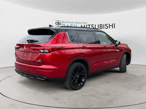 Red Diamond W/Black Roof 2025 Mitsubishi Outlander PHEV SEL