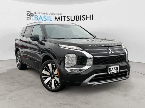 Black Diamond/Alloy Silver Roof 2025 Mitsubishi Outlander PHEV SEL