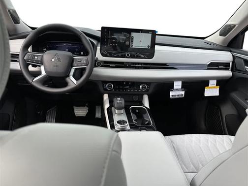 2025 Mitsubishi Outlander PLATINUM EDITION 2.5 S-AWC