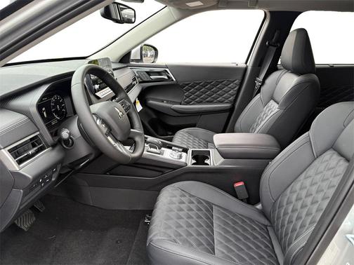 2025 Mitsubishi Outlander PHEV SEL