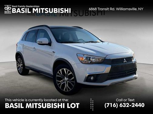 Diamond White Pearl 2016 Mitsubishi Outlander Sport 2.4 GT