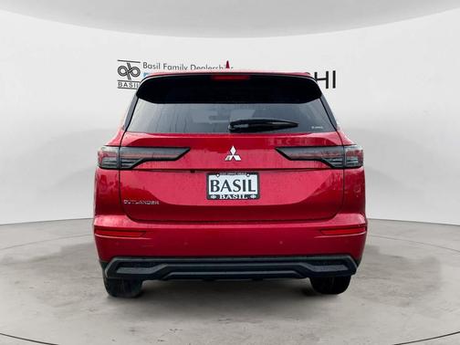 2026 Mitsubishi Outlander ES 1.5T S-AWC