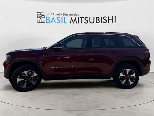 Velvet Red Pearlcoat 2024 Jeep Grand Cherokee 4xe Base