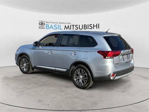 2016 Mitsubishi Outlander SE