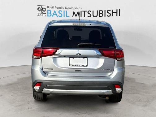 2016 Mitsubishi Outlander SE