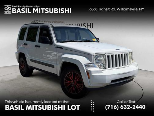 Bright White Clearcoat 2012 Jeep Liberty Sport